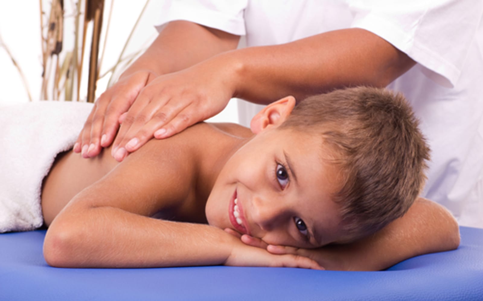 Child balancing massage (under 16 age)