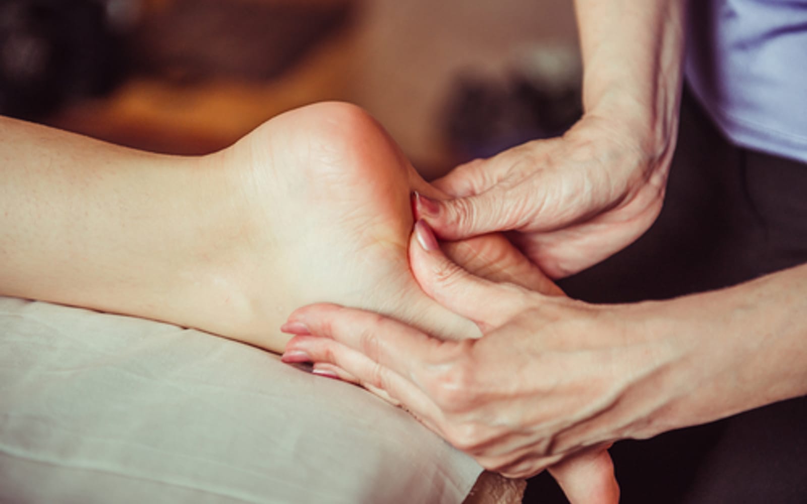 Massage de réflexologie