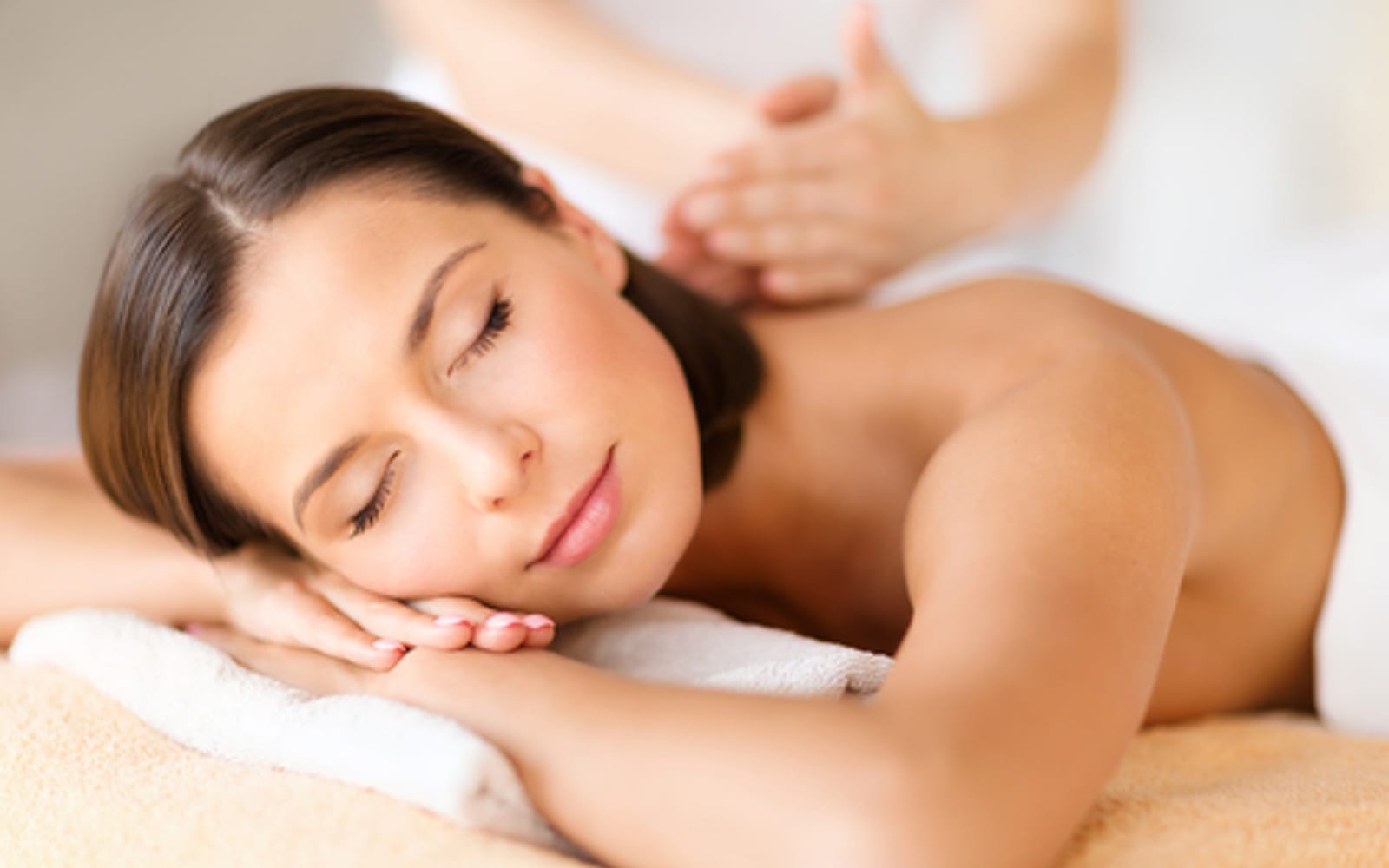 Massage Deep Tissue by Clarins